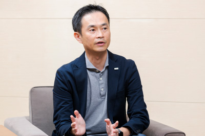 高野 義孝 氏