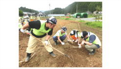 （写真）宮城県南三陸町における農業支援の模様