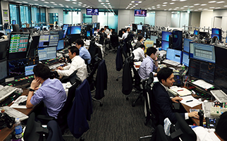 Issuance of Japan’s First Contractual Law Covered Bonds