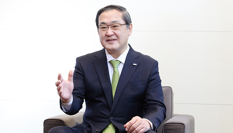 Jun Ohta　Director President and Group CEO