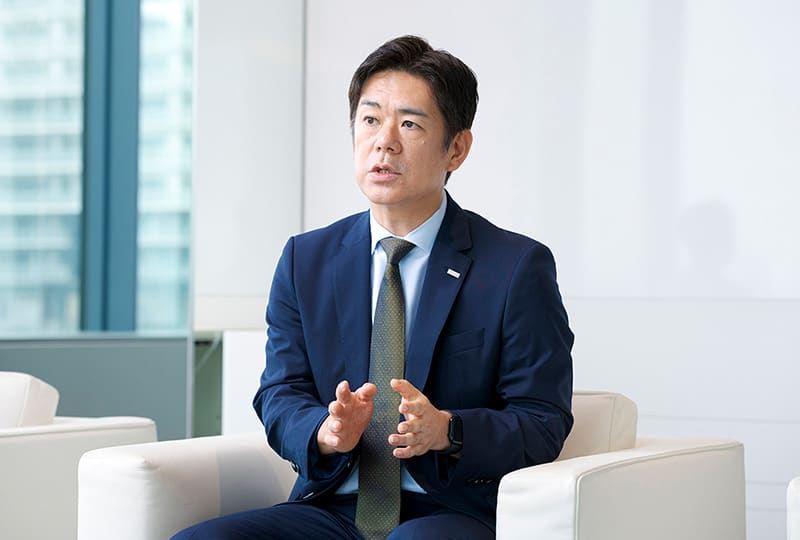 矢幡重孝氏