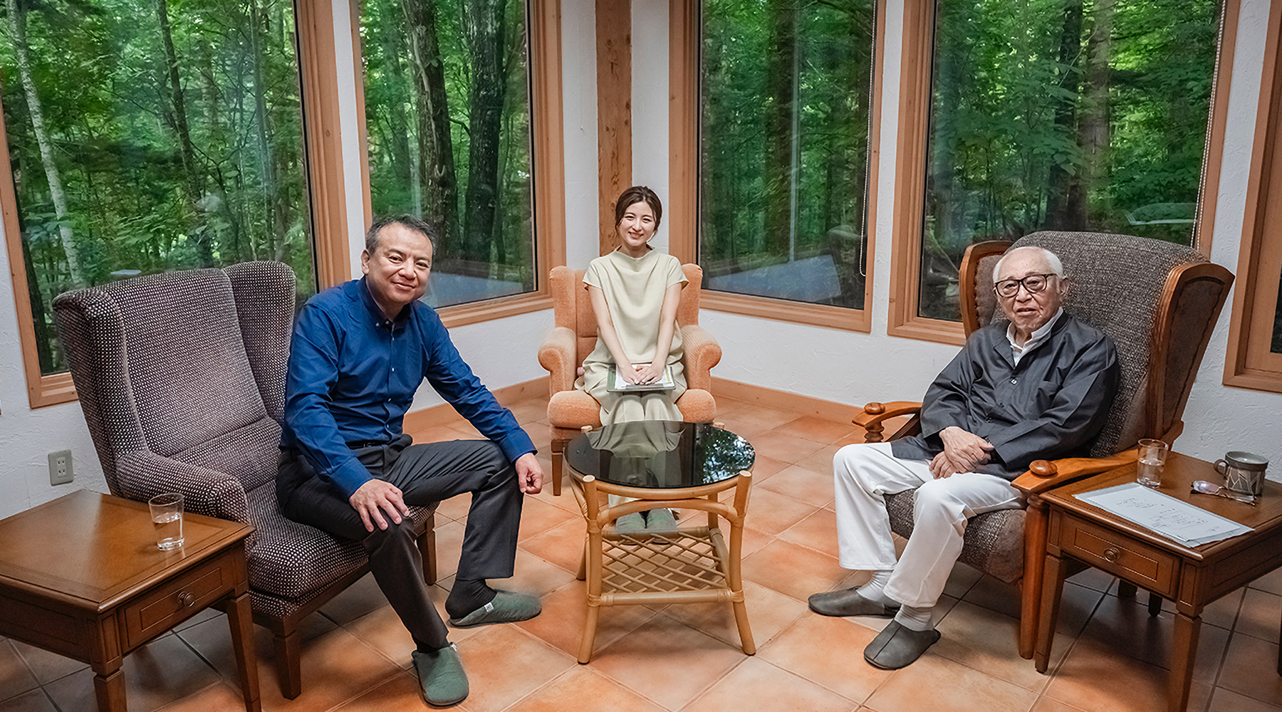 左より中島達氏、宇賀なつみ氏、倉本聰氏