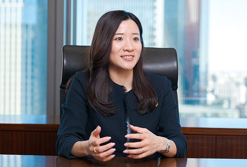 竹下恵美氏