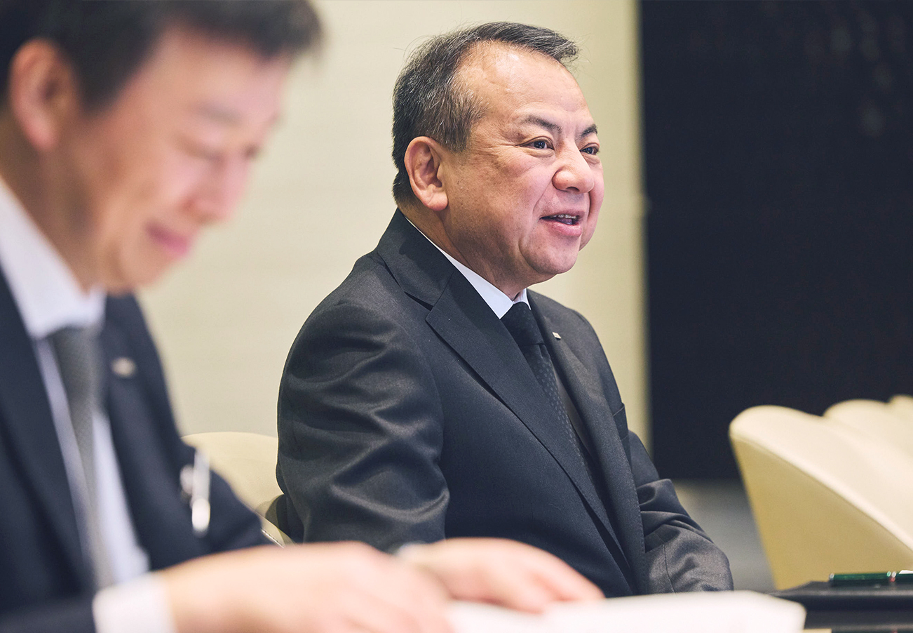 グループCEO　中島 達