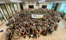 Waterways Watch SocietyƘAgAMarina Reservoirł̐H|ɎQ܂BWe participated in a waterways clean-up at Singaporefs Marina Reservoir.
