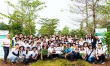 n̍cƘAgA500{̖؂AAs܂BPlanting 500 trees in Binh Chau Phuoc Buu Conservation