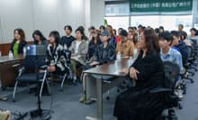 暨ẘẘF܂ɁAZɊւLACxgJÂ܂BWe held a finance-related career event for the students of Jinan University.