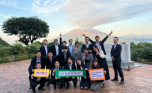 u_Co[VeBoc̎Hve[}ɁAW`̃Z~i[ƌʖʒkł̃fBXJbVs܂B	