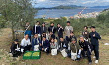 �R�{��y��������Зl�̃I���[�u���n�{�����e�B�A�ɎQ�����܂����B" width="440