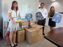 ���n�̋���x���c�̂ƘA�g���A�n��̊w���Ɋw�K�p�i�Z�b�g��񋟂��܂����BPNP Office Supports Learning in Rural Cambodia