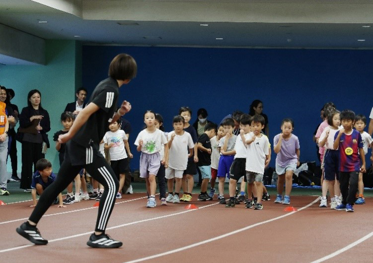 親子運動教室の活動風景