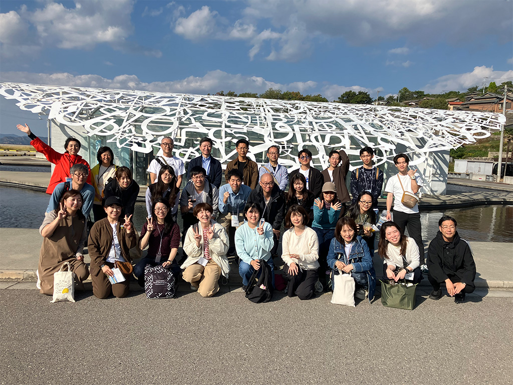 秋会期の集合写真